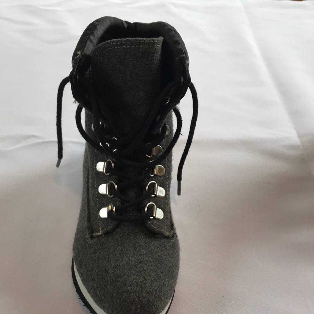 Joe Boxer Boots - Picture 5 of 5